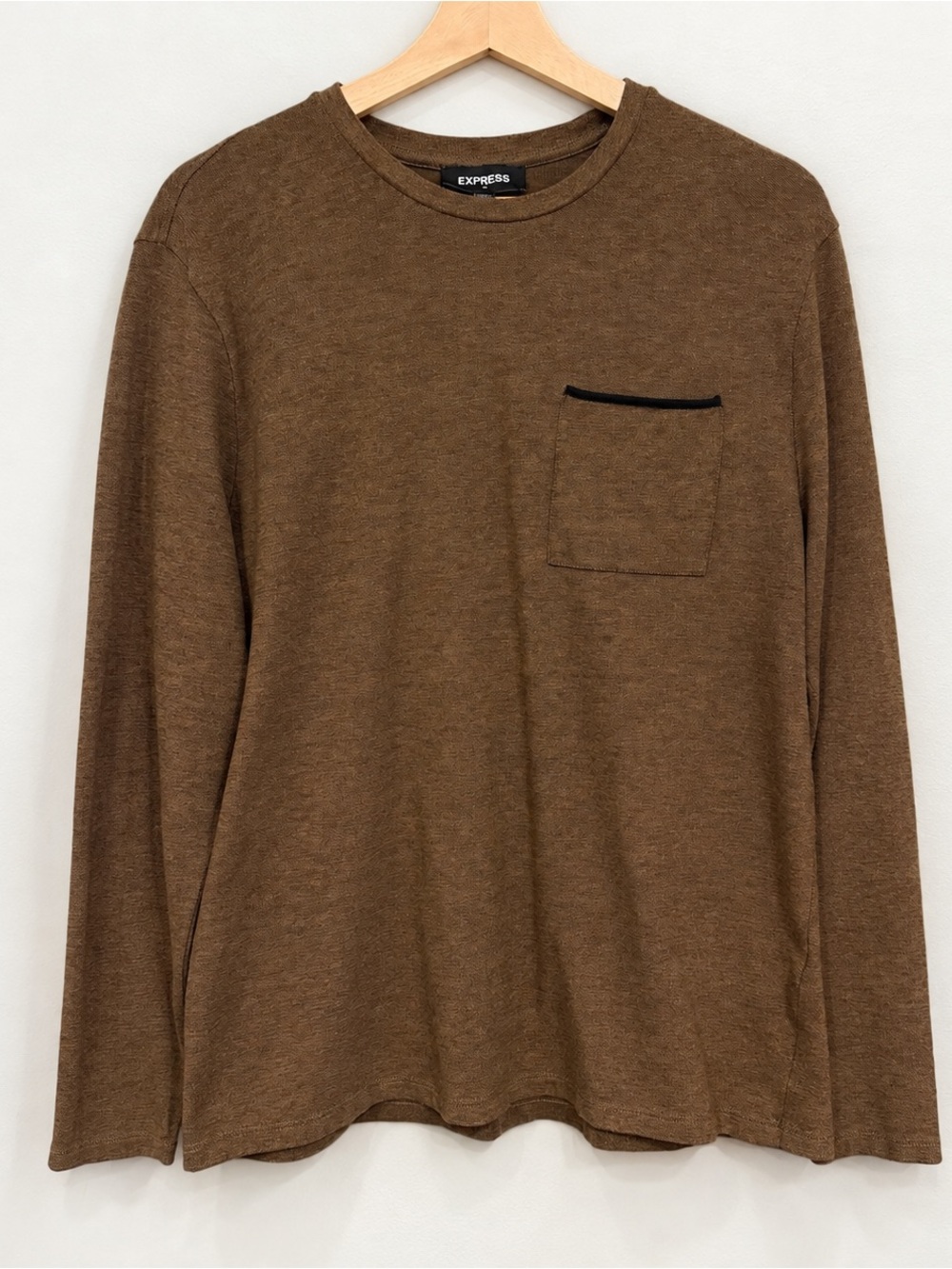 EXPRESS MEN'S BROWN LONG SLEEVE POCKET TEE